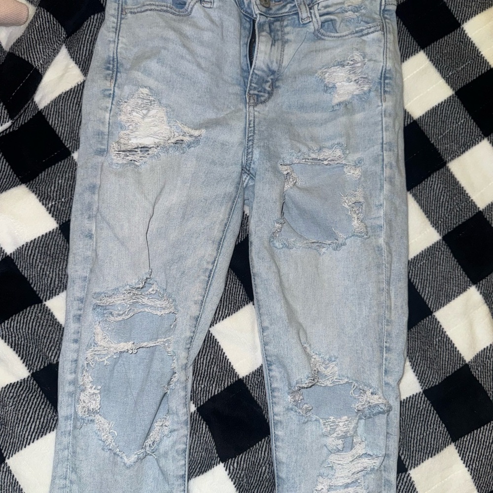American Eagle Outfitters Light Blue Distressed Skinny Jeans